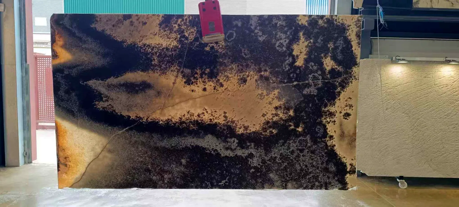 Black Onyx: real slab in our warehouse