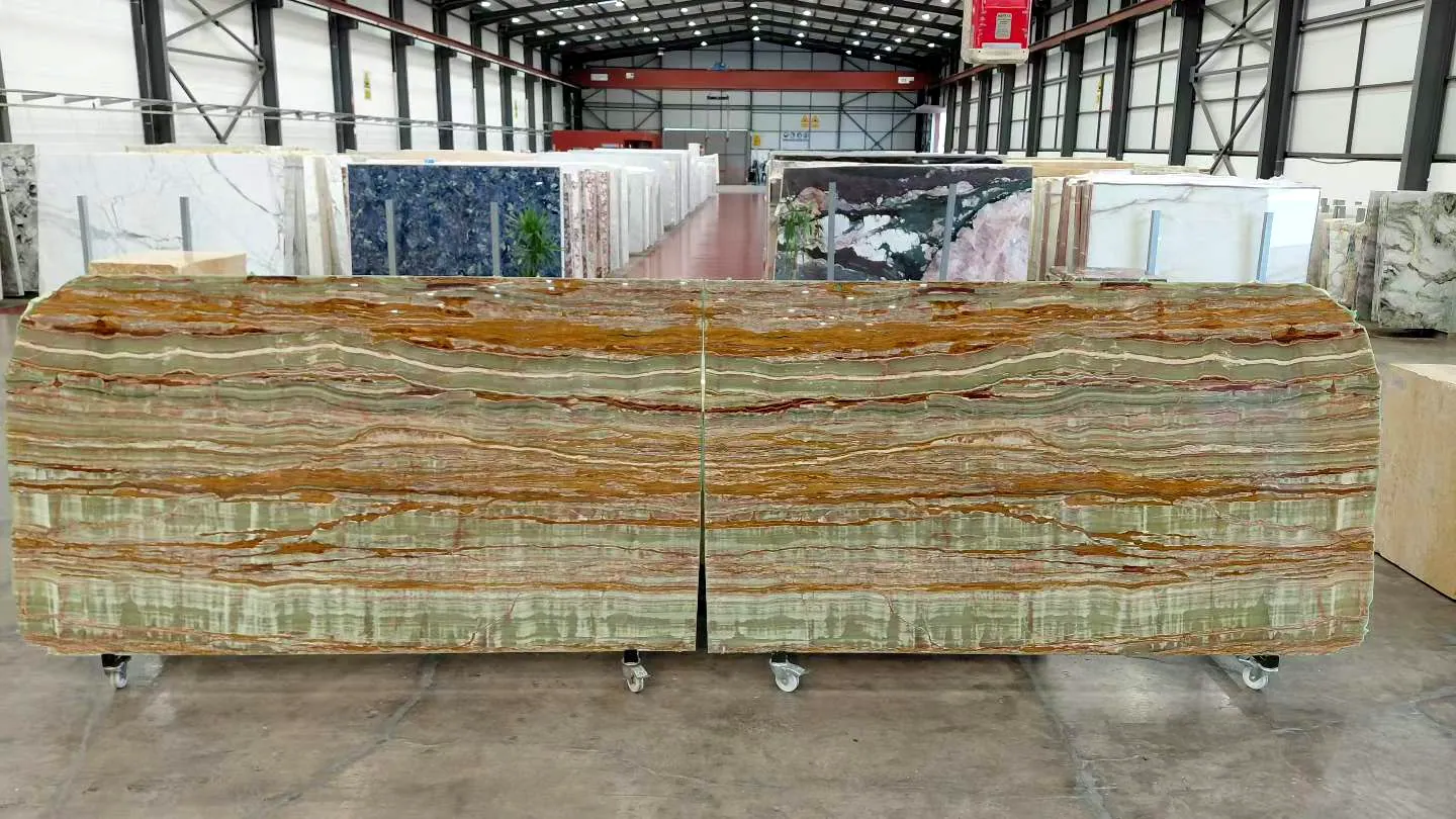 Ónix Verde: tabla real en nuestro almacén